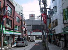 Hiyoshi Station west entrance